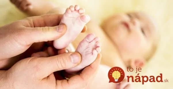 Nie je unavené ani hladné, nemá horúčku a má čistú plienku, no stále plače? Skontrolujte mu nožičku!