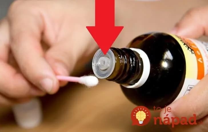 Tento nenápadný olejček by mal poznať každý: Neuveríte, akú užasnú službu vám bude robiť celé roky!