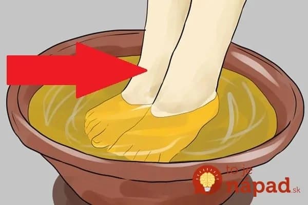 Dajte len na 15 minút nohy do tohoto kúpeľa a ste ako znovuzrodení: Zbohom opuchy, boľavé nohy a vyspíte sa ako bábätko!