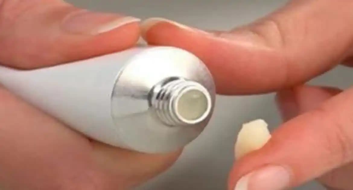 Tu je 11 lacných liekov našich babičiek, ktoré schovajú do vrecka aj najdrahšiu kozmetiku: A na účinok netreba čakať!