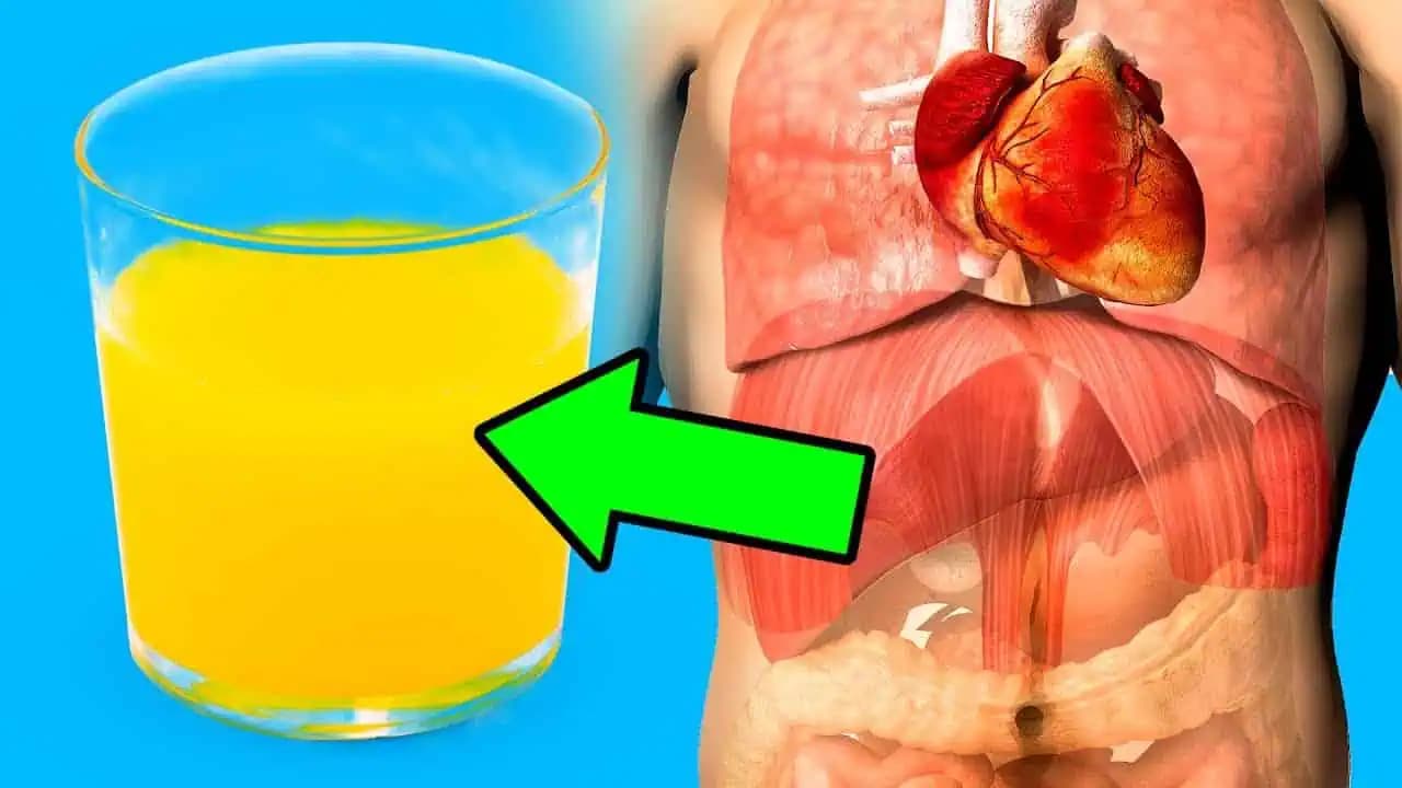 Zlatá voda: Liečivý nápoj pre celé telo, ktorý si pripravíte za pár sekúnd!