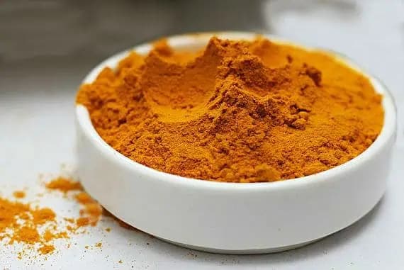 Kurkuma zabraňuje deštrukcii PĽÚC a vráti vám imunitu: 17 účinkov, nad ktorými žasnú aj lekári + recept, ktorý zlepší život!