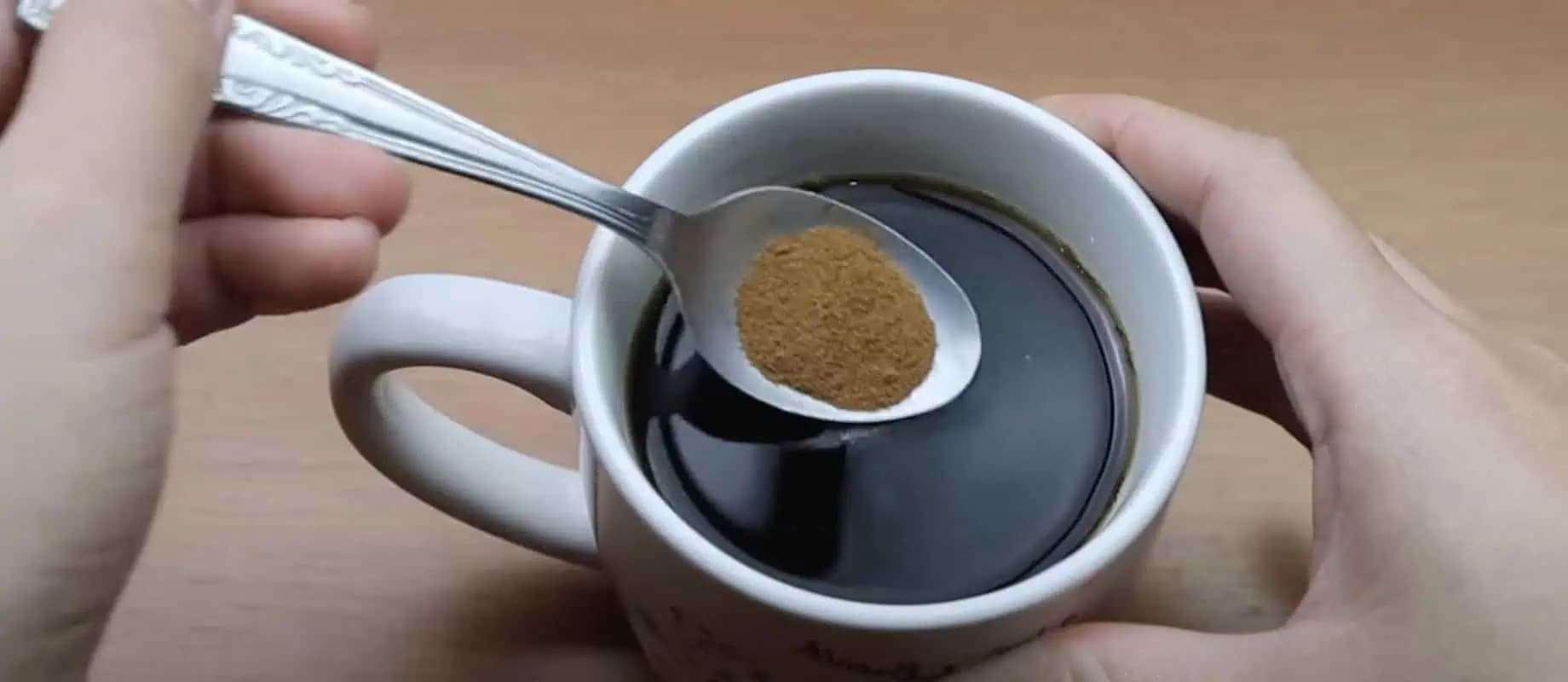 Starká každé ráno vzala lyžičku škorice a zamiešala ju do KÁVY: Nikdy by mi nenapadlo, že raz jej nápad vyvážim zlatom!