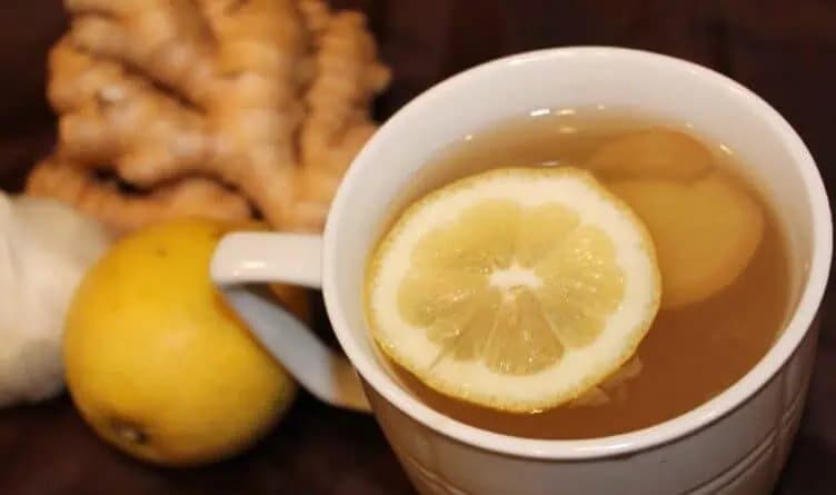 Cesnak so zázvorom a citrónom čistí pľúca od hlienu, ozdravuje pečeň a zabraňuje upchávaniu ciev: RECEPT!