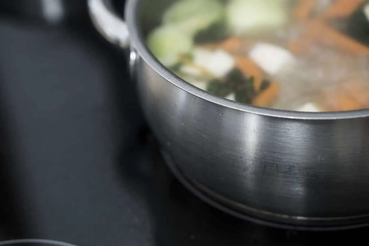 Chudnutie na plné obrátky: Táto tukožrútska polievka bude silným spojencom na vašej ceste za krajším telom!