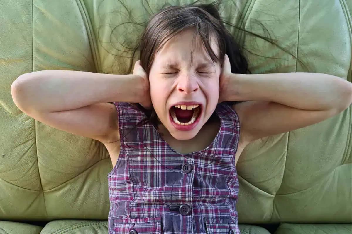 Namiesto toho, aby ste na svoje dieťa kričali, povedzte TIETO SLOVÁ: Fungujú ako kúzlo!