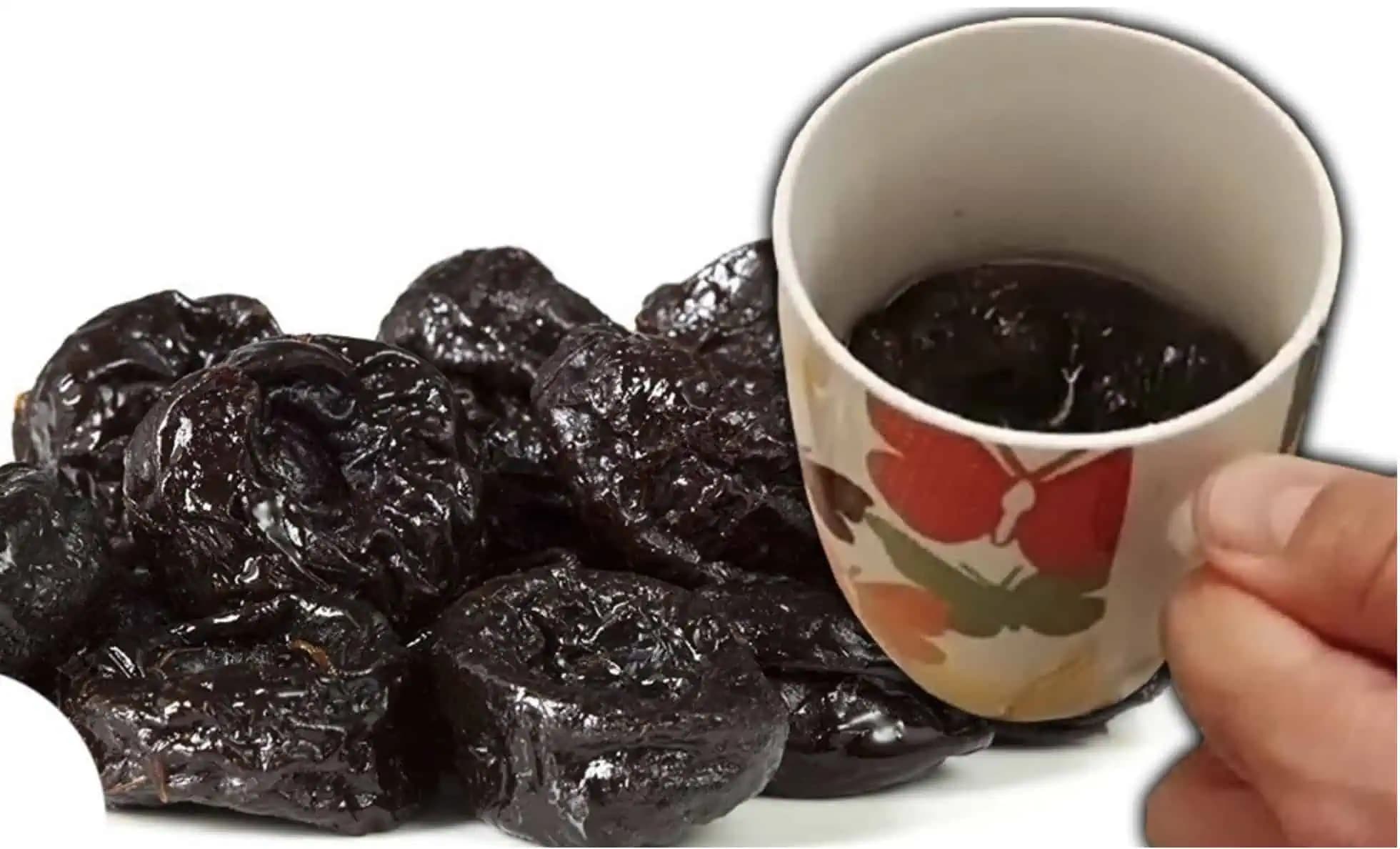 Sušené slivky dajte do vody, uvarte a v zime pite každý deň:  Toto sa stane s vaším telom!