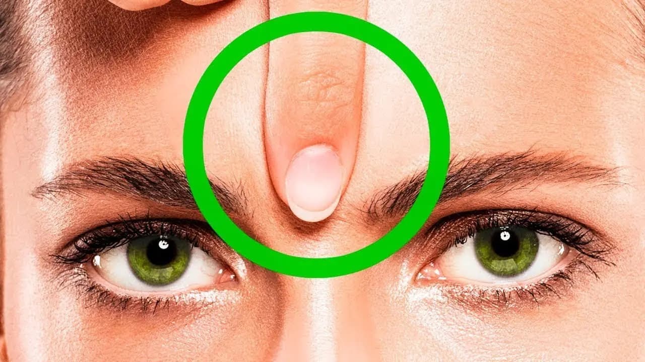 Stlačte toto miesto na 60 sekúnd a sledujte, čo sa stane s vaším telom!