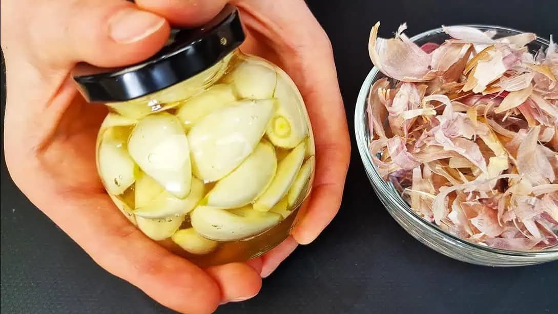 Môj imunitný systém je silný, môj cholesterol a krvný tlak sú v norme a môj trávenie funguje ako hodinky: Cesnak je ZÁZRAK!