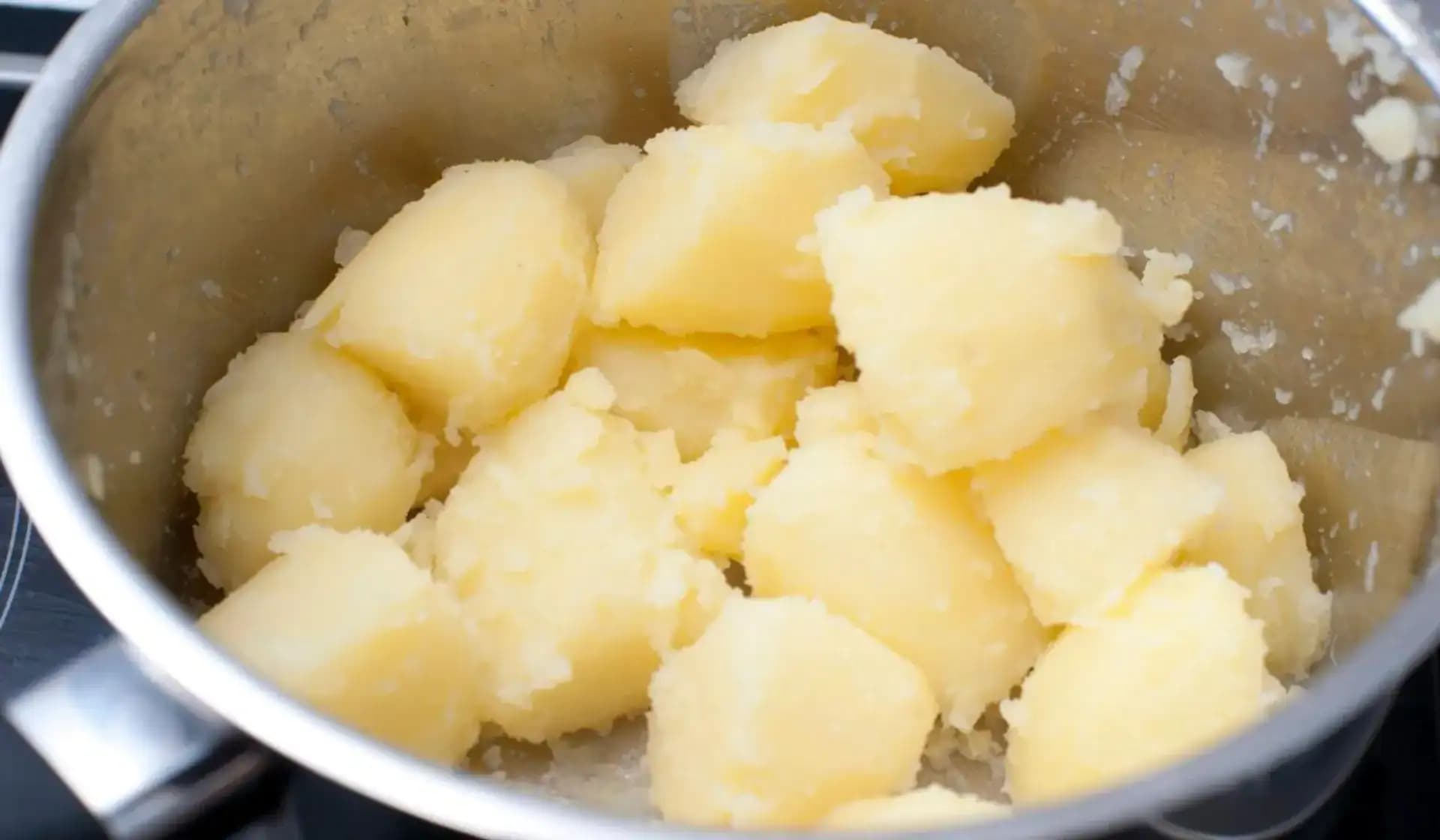 Mám CUKROVKU a toto je jediný spôsob, ako varím zemiaky. Udržiava mi to hladinu cukru pod kontrolou a je to najlepší spôsob pre diabetikov!