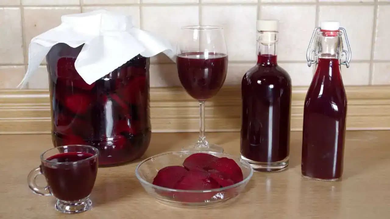 Každý, kto chce žiť dlhý život by mal piť tento NÁPOJ, hovoril môj dedo: TU je recept a mal by ho skúsiť každý, kto je chorľavý a bez energie!