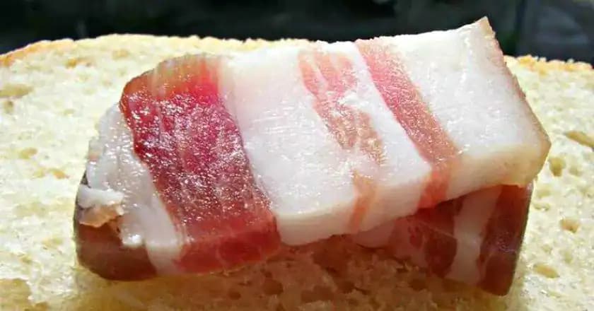 Toto povedzte každému, koho bolia kĺby, zuby a má zapálené hrdlo: Recept našich dedov schová do vrecka aj drahé lieky z lekárne!