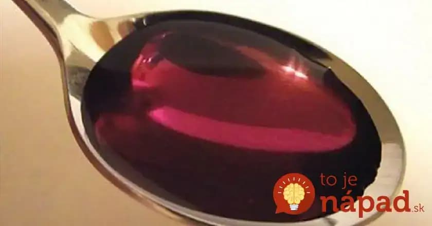 Len 1 lyžica ráno, to je všetko: Už ma netrápia pomalé trávenie a kilá, čo sa po 40-tke na telo doslova lepia, lepšie ako liposukcia!