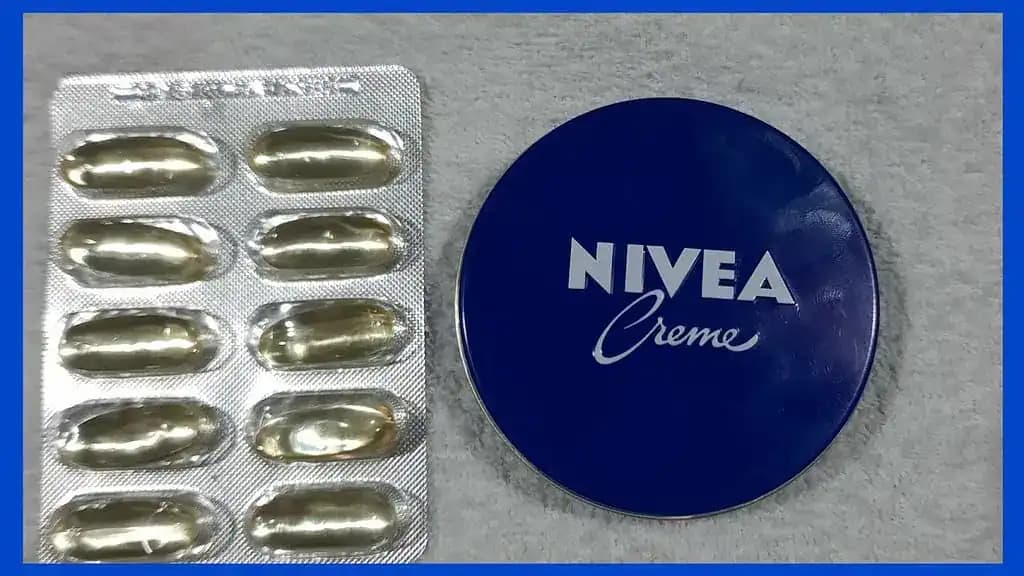 Len OBYČAJNÁ modrá Nivea a lacný vitamín z lekárne: Zamiešajte a hneď aj použite – ženy, je to tá najlepšia vec!