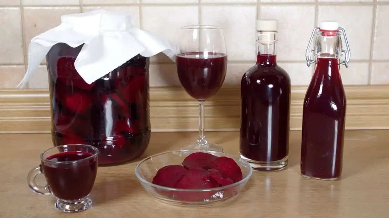 Každý, kto chce žiť dlhý život by mal piť tento NÁPOJ, hovoril môj dedo: TU je recept a mal by ho skúsiť každý, kto je chorľavý a bez energie!