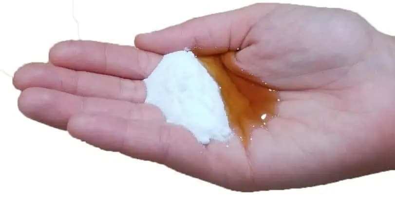 Keby som vedela, čo dokáže sóda keď ju zmiešate s medom, urobila by som to dávno: RECEPT, ktorý spraví s vašim telom zázraky!