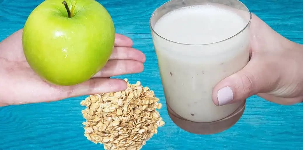 Zmiešajte jablko s ovsenými vločkami a tento koktail vypite nalačno: Budete prekvapení, čo to spraví s vašim telom!