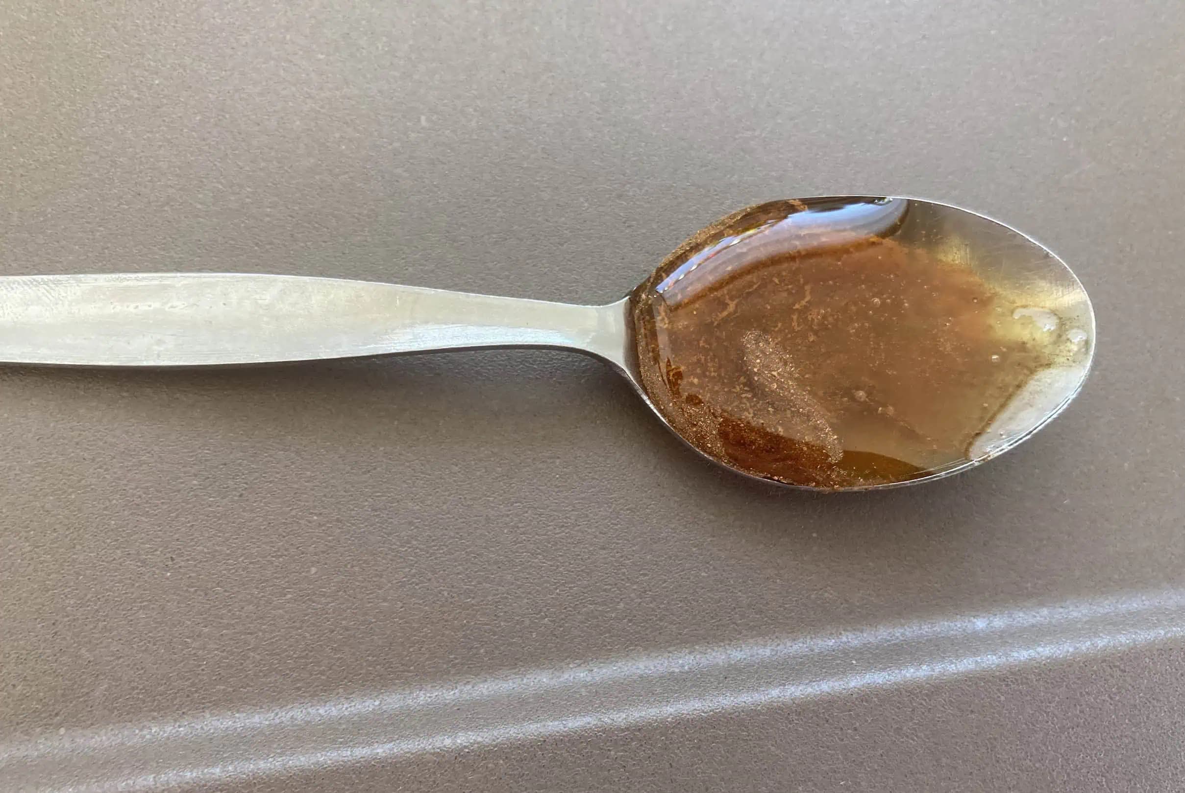 Hovoria mu najslnejšie prírodné antibiotikum (2 prísady): Len LYŽIČKA ráno a vraj neochoriete!