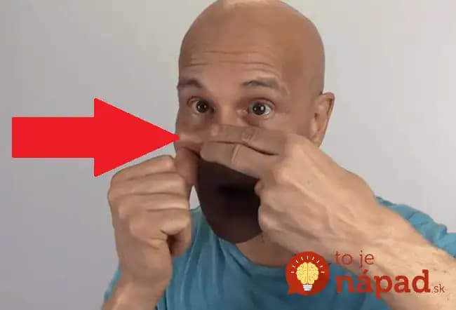 Doktor ukázal jednoduchý postup, ako uvoľniť upchaté dutiny za 20 sekúnd: Naozaj to funguje!