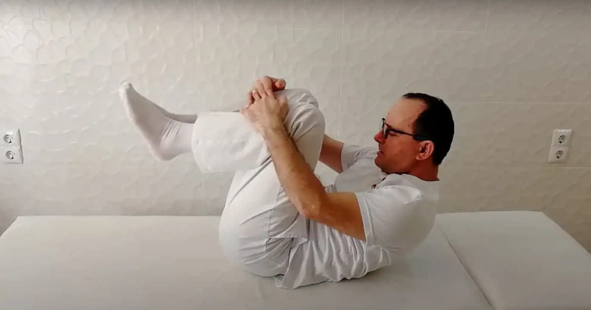 NEUROLÓG ukázal najefektívnejšie cvičenie na boľavý chrbát. Pomôže aj na veľkú bolesť!