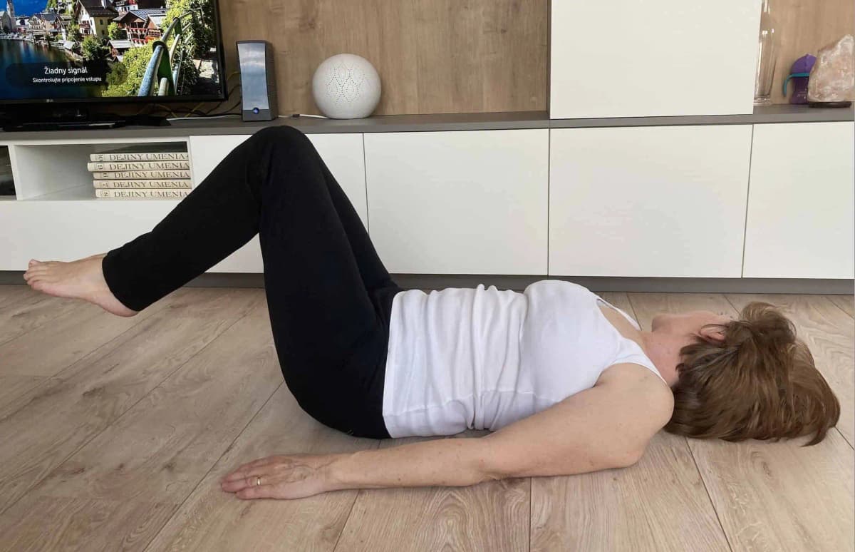 1 POHYB dokáže odblokovať zacviknutý nerv: Toto poraďte každému, koho bolí chrbát – zaručene pomôže!