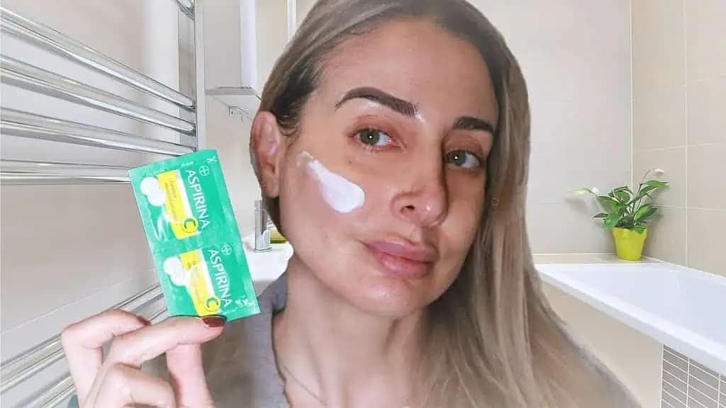 Nevedel som, že to skutočne vymaže vrásky a pigmentové ŠKVRNY z tváre: Neuveriteľný výsledok!